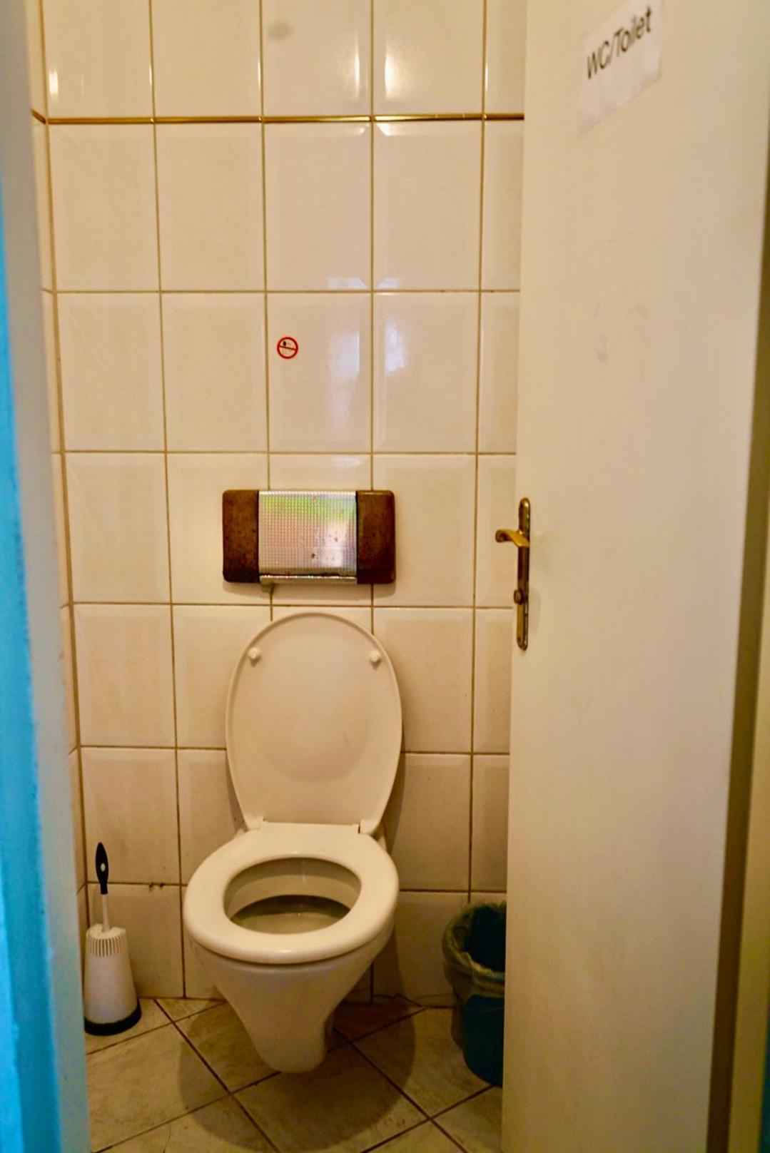 וינה U6 Schoepfwerk Hostel 1 מראה חיצוני תמונה